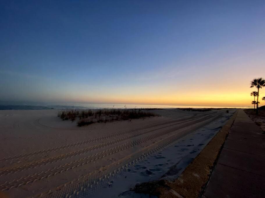 White Sand Getaway Steps From Beach Gulfport Exteriör bild